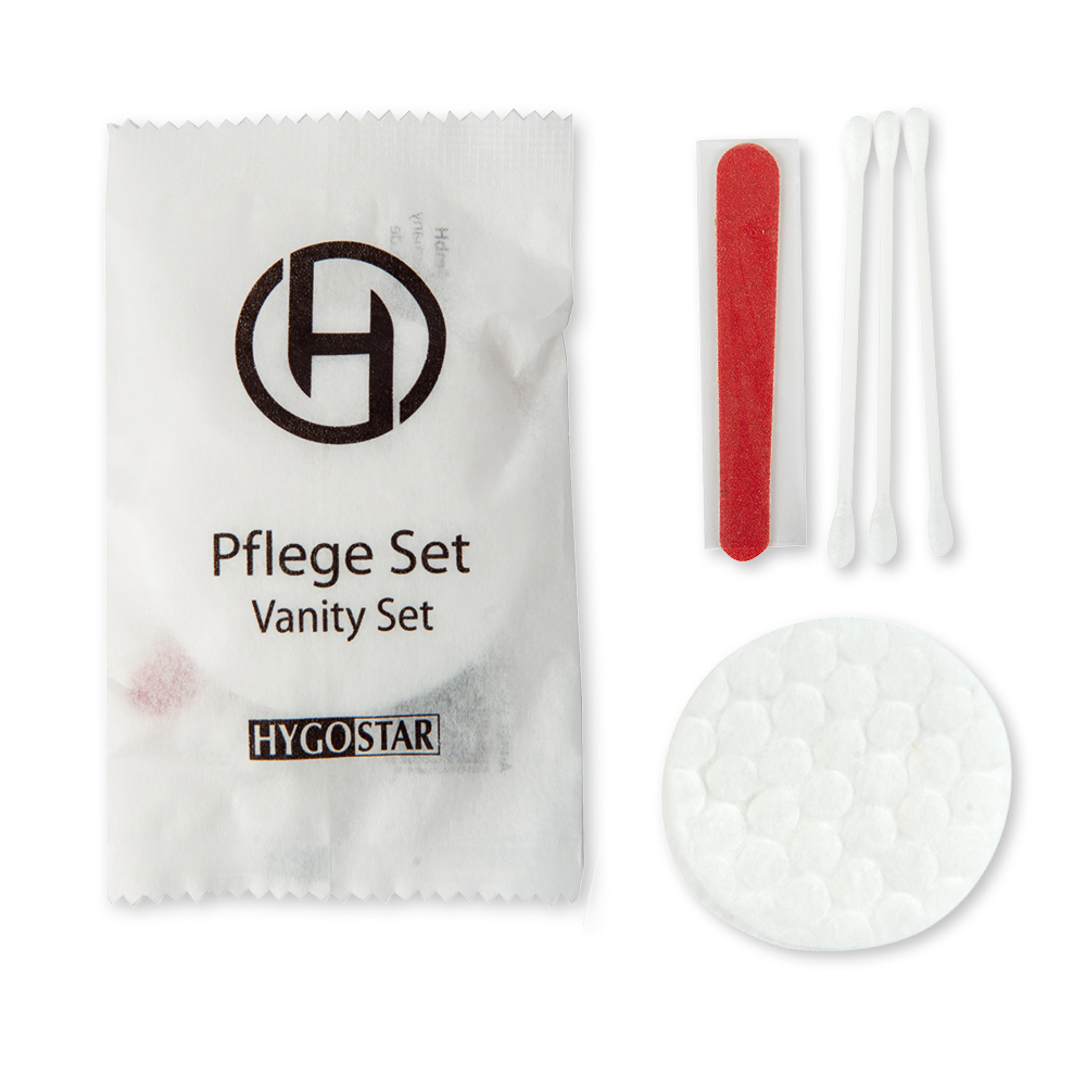 Cosmetic set in the packaging