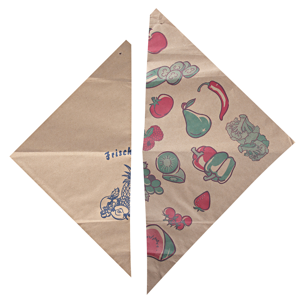 Organic conical bags for fruit made of kraft paper in different sizes