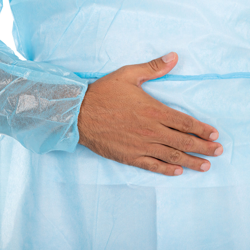 Kittel mit geschlossenem Nackenband aus PP, PE teil-laminiert in blau mit PE-Laminierung am Arm