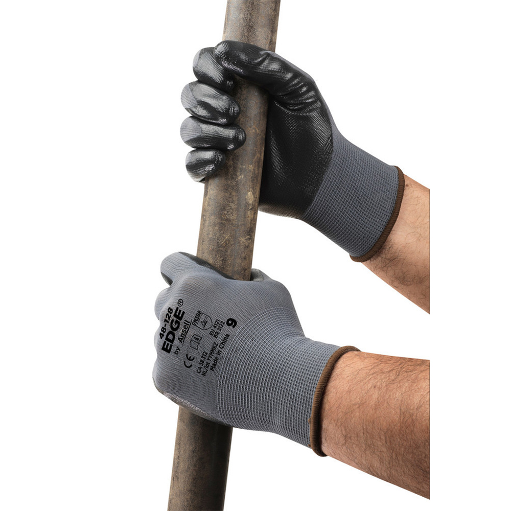Ansell Edge® 48-128, multipurpose gloves with example of use