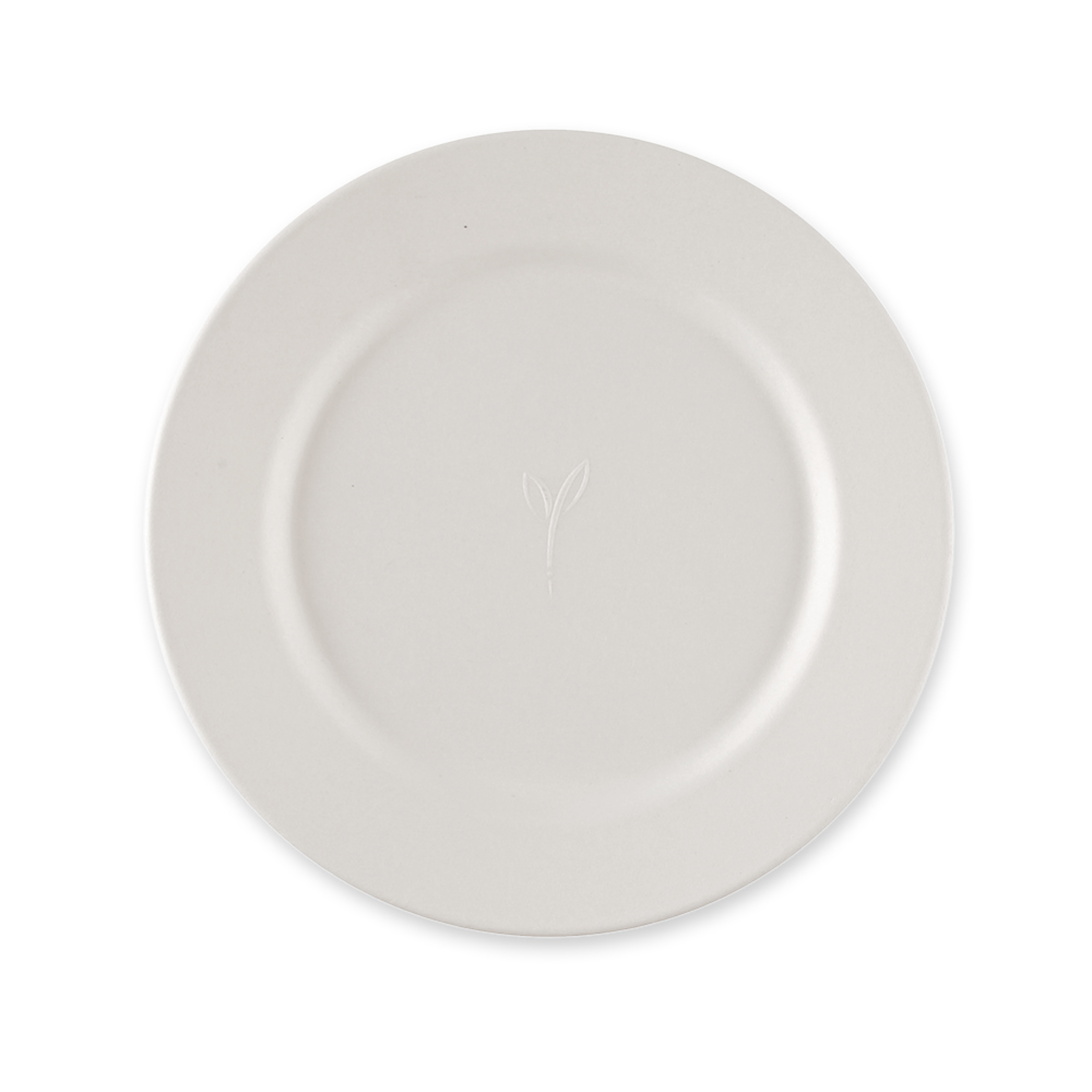 Organic plates Gourmet, round made bagasse in front view
