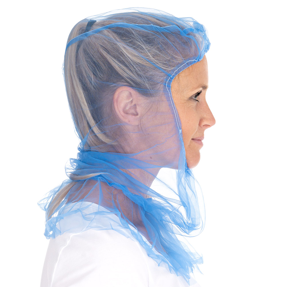 Astrohauben Micromesh mit Cape | Nylon, blau, Seitansicht, unter Kinn Astrohauben Micromesh mit Cape aus Nylon in blau in der Seitansicht unter dem Kinn