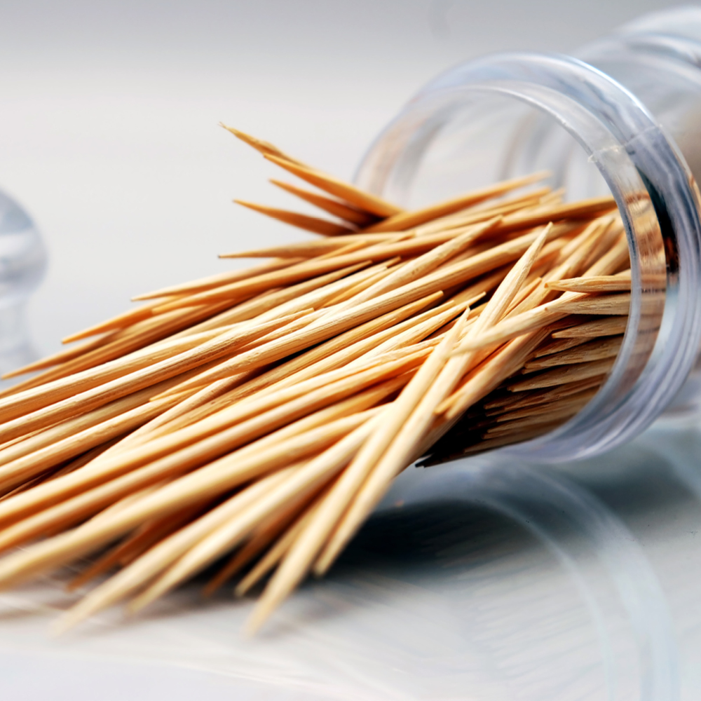 Toothpicks cellophane wrapped made of wood, example of usage 1