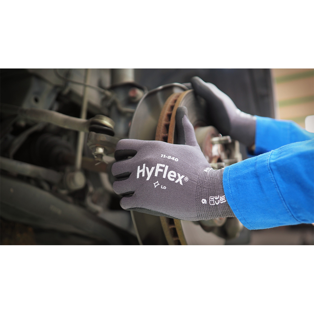 Ansell HyFlex® 11-840, multipurpose gloves with example of use