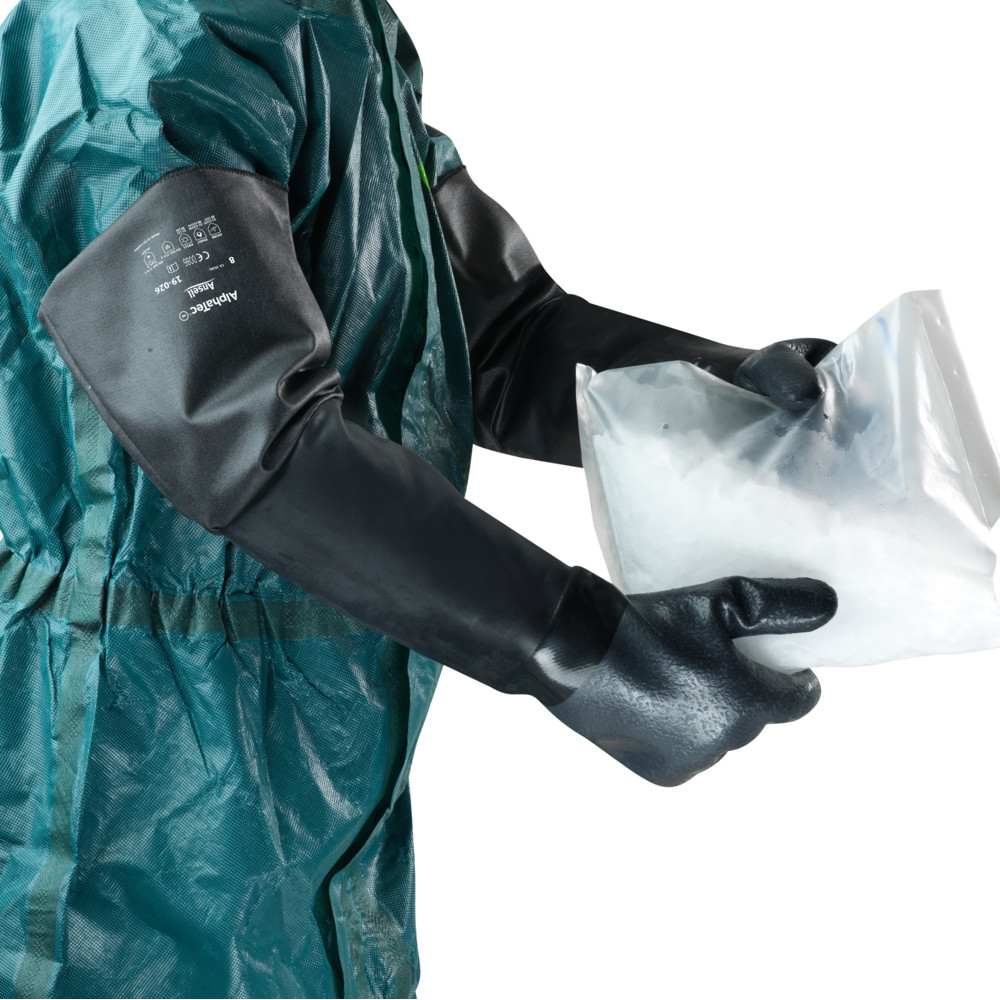 Ansell AlphaTec® 19-026, chemical protection gloves with example of use